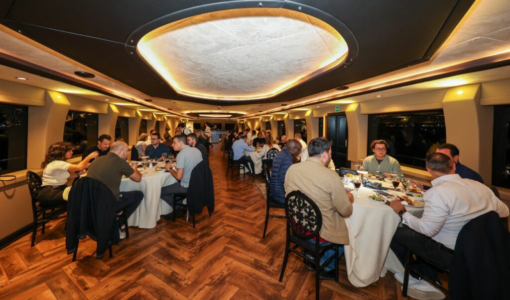 Participants networking at the JRS META Seminar 2026 dinner